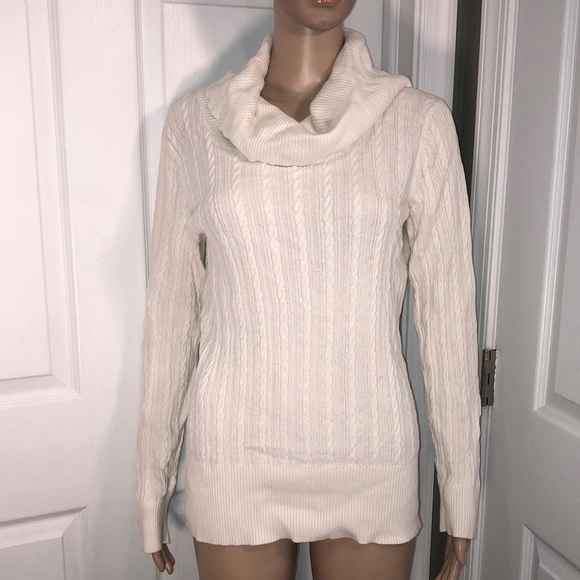 Eddie Bauer Sweaters - Eddie Bauer Ivory Top. M